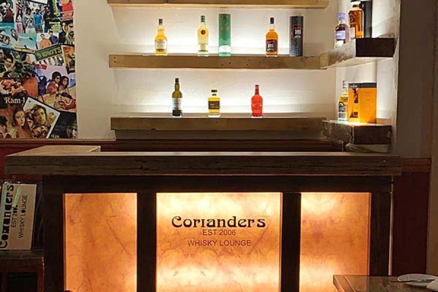 corianders whisky lounge